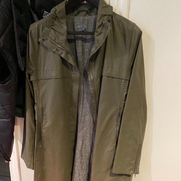 Trench coat - Picture 1 of 2